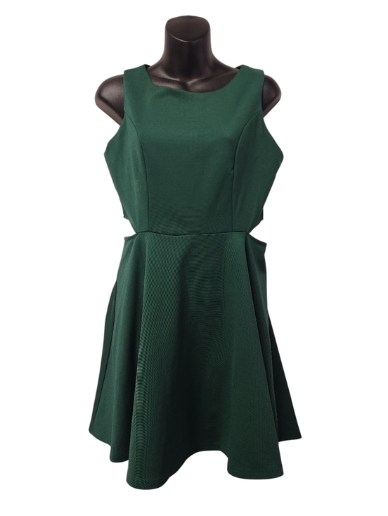 Belongsci Dresses & Skirts - BelongSci Emerald Green Sleeveless Cutout Waist Fit & Flare Mini Dress Sz M NWT